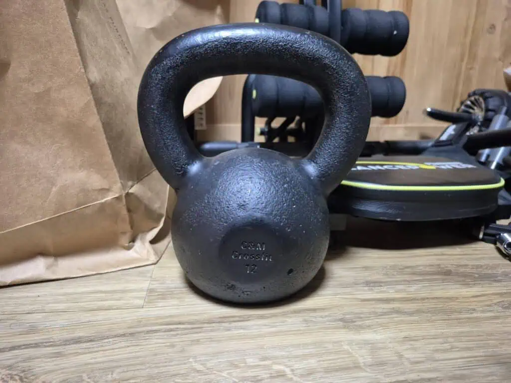 케틀벨 12KG 사진.