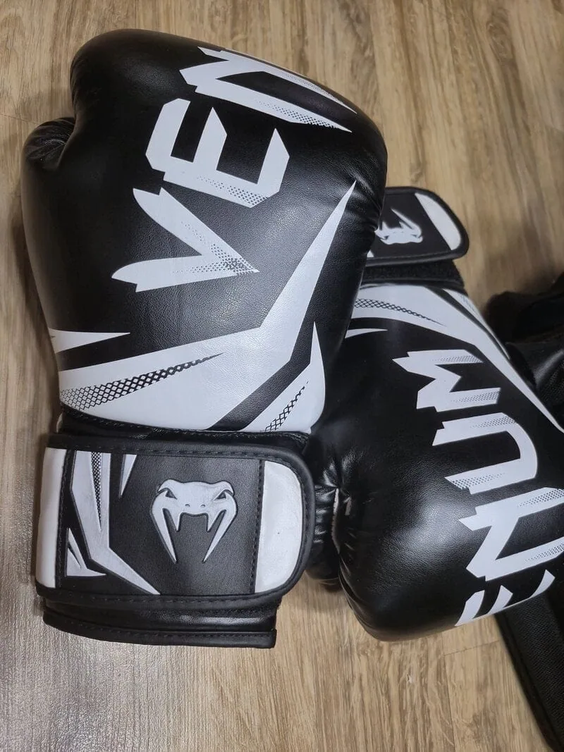 Venom Gloves black and white design.