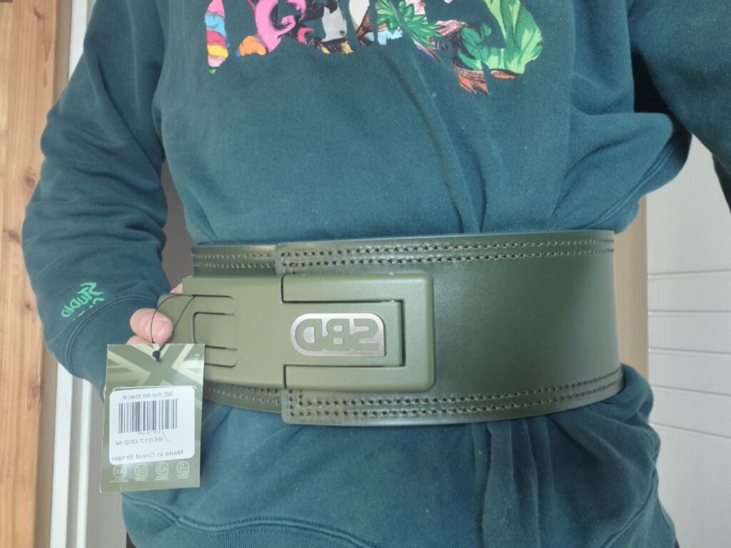 서준이의 실제 SBD 벨트 착용 사진.